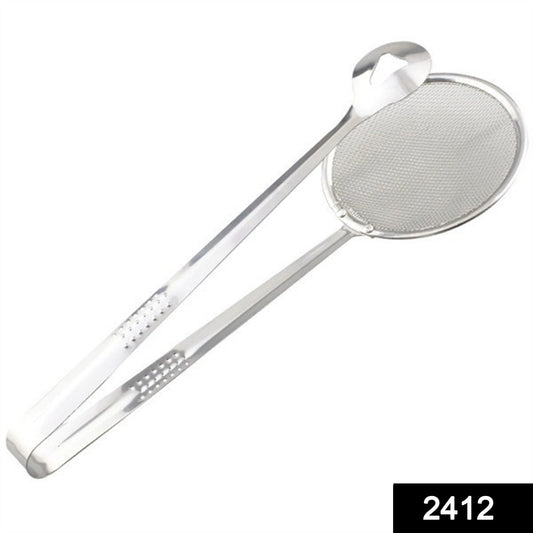 Close-up of the stainless steel frying filter spoon's clip mechanism.